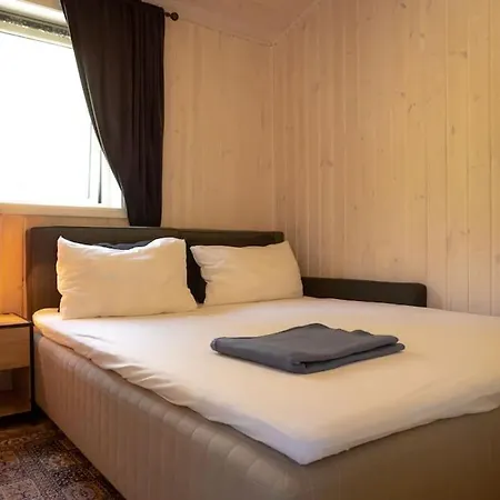 Cozy Close To With A Stunning View *